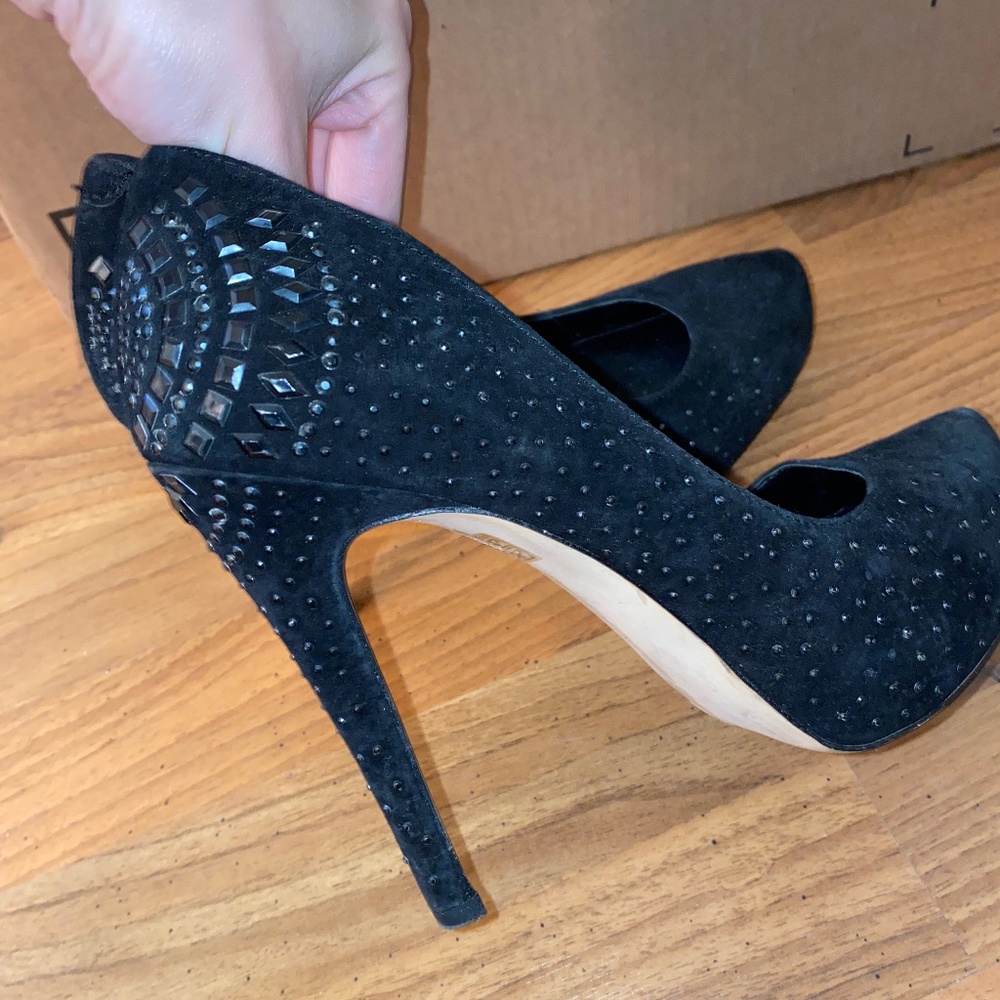 BCBG heels